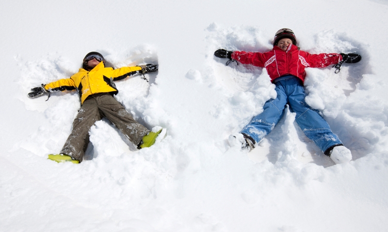 Kids Winter Snow Angels Family